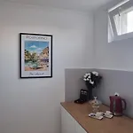 Anita *
